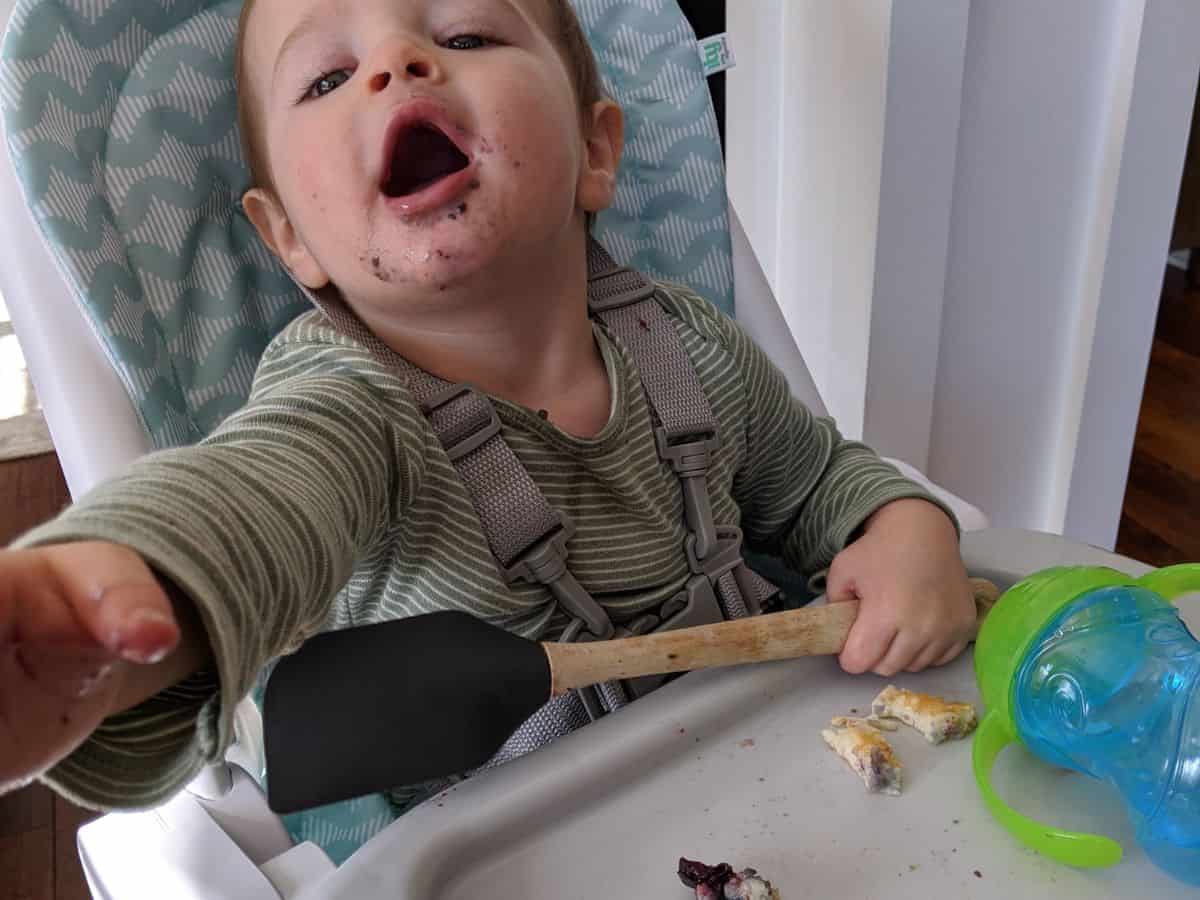 BabyLed Weaning (BLW) vs. Purees Or a Combination Approach Mommy Maker Teacher